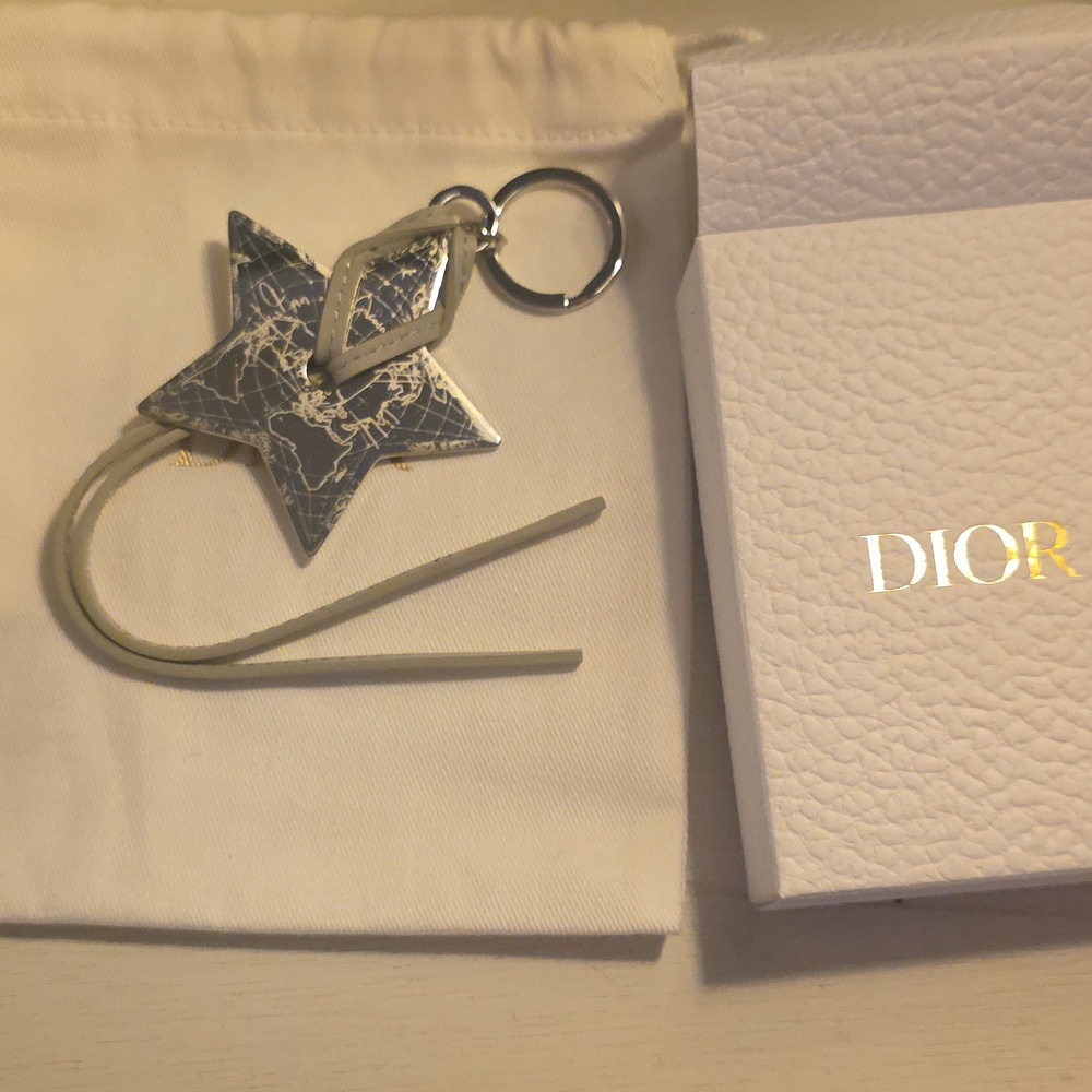 Dior Around The World Silver Star Icon Bag Charm/Key Ring NEW